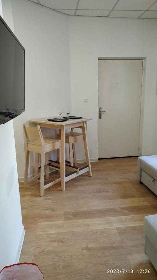 Studio Neuf Climatisé tout équipé #3 Toulon Extérieur photo